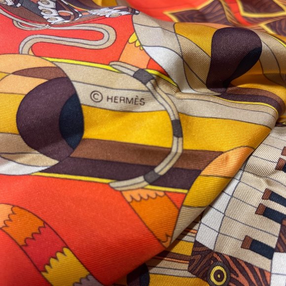 Hermes scarf Carre 90 Oranges Silk100% - Picture 11 of 11